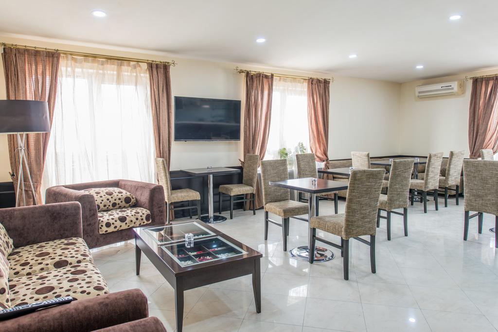 Terrace Hotel Baku Bagian luar foto