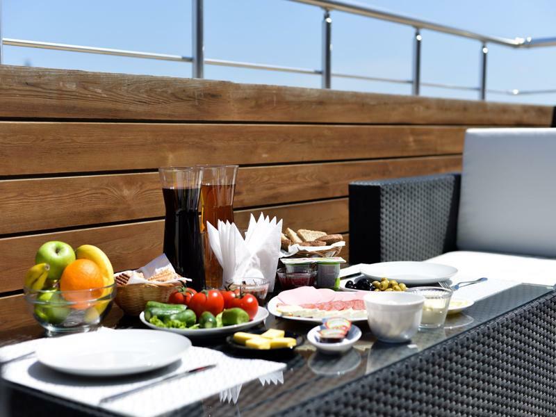 Terrace Hotel Baku Bagian luar foto